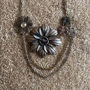 Flower necklace